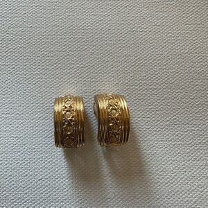 Vintage Dior Gold-Tone Patterned Earrings - Women Jewelry